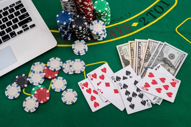 luxury777 apk Poker Indonesia Texas Hold'em table interface
